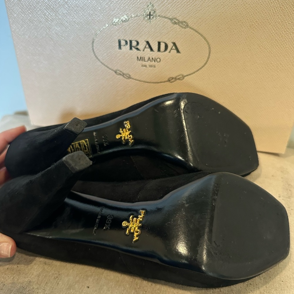 Prada pumps - Picture 9 of 11